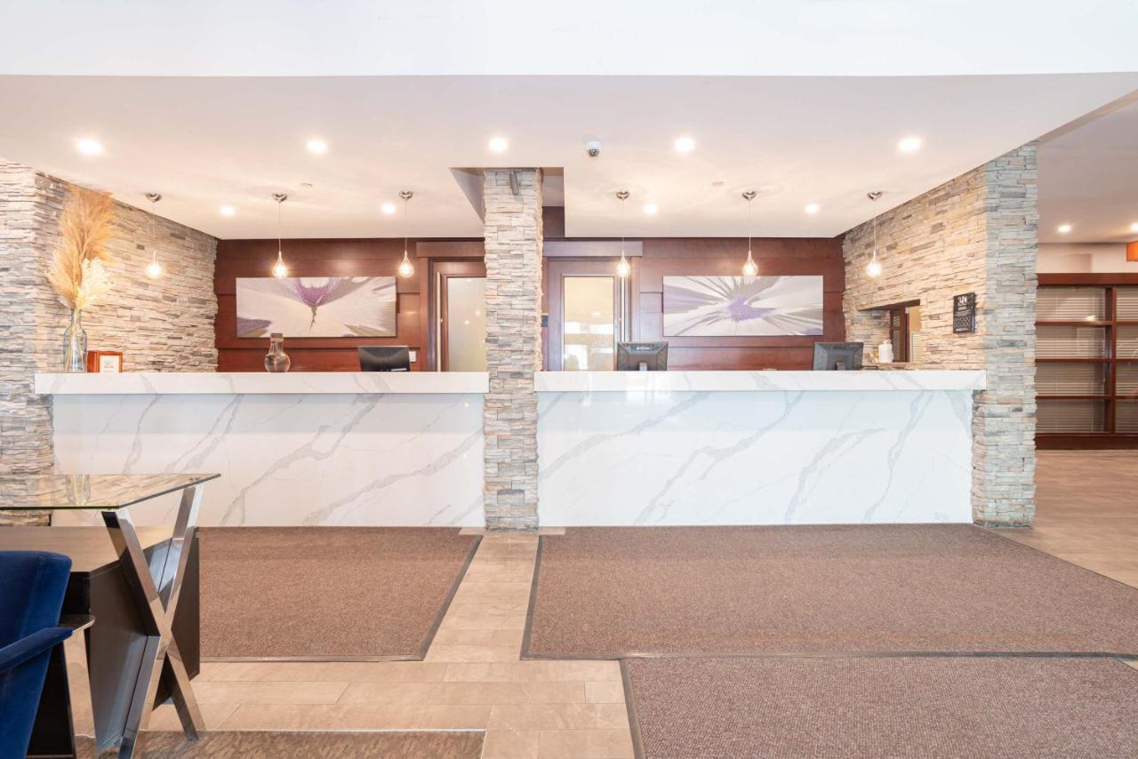 Sandman Hotel Edmonton West Ngoại thất bức ảnh