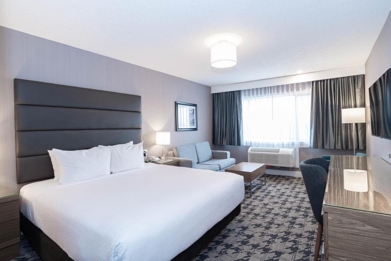 Sandman Hotel Edmonton West Ngoại thất bức ảnh
