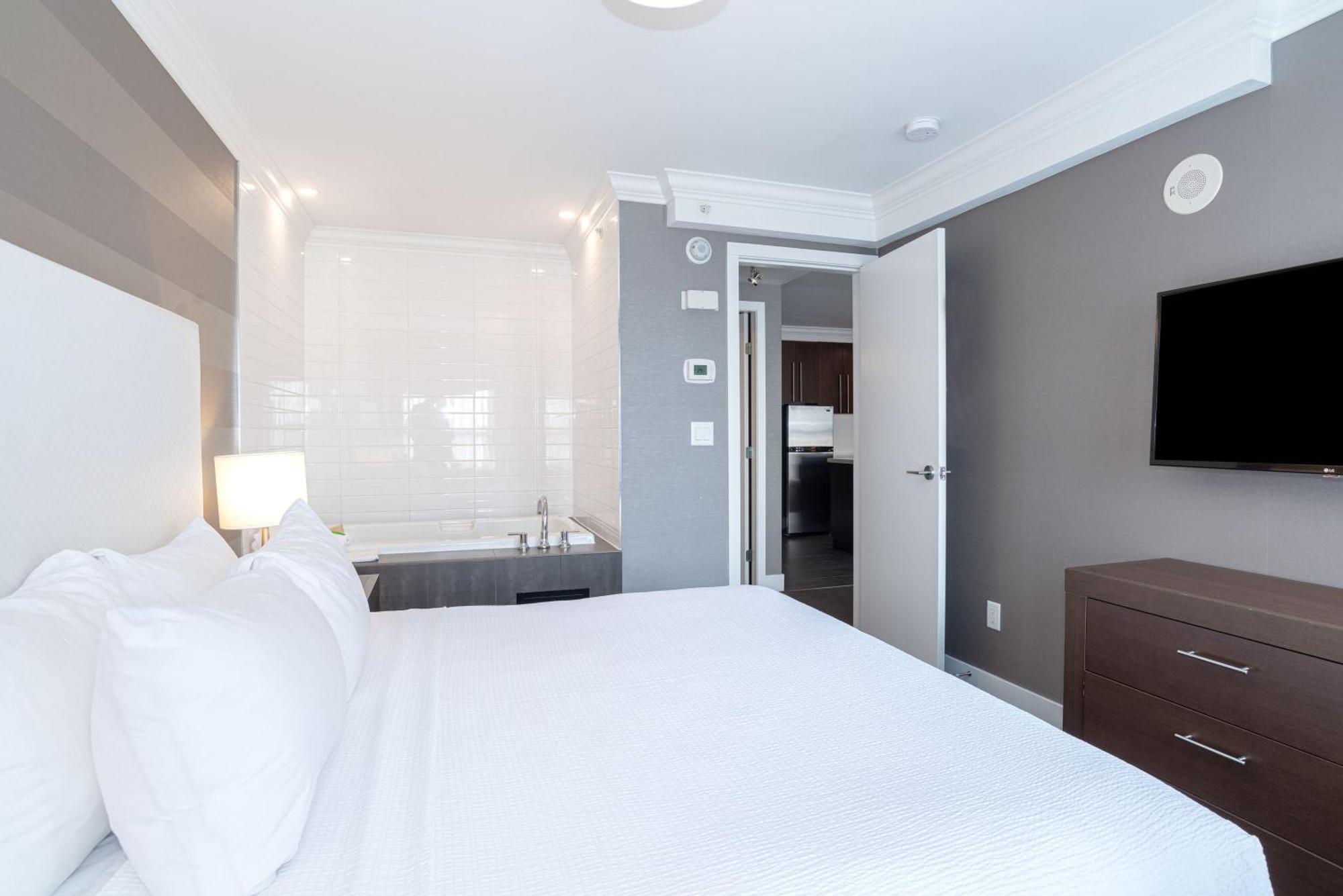 Sandman Hotel Edmonton West Ngoại thất bức ảnh
