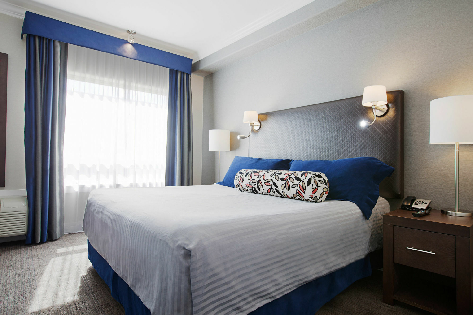 Sandman Hotel Edmonton West Ngoại thất bức ảnh